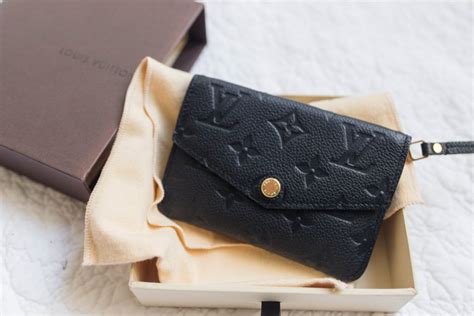 louis vuitton key fob wallet|louis vuitton cles key pouch.